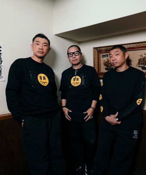 MANASTASH(マナスタッシュ)の「MANASTASH/マナスタッシュ/xBOUNTY HUNTER L/S TEE(Tシャツ/カットソー・メンズ・ブラック/ホワイト・L/M/S/XL)」の3枚目の写真