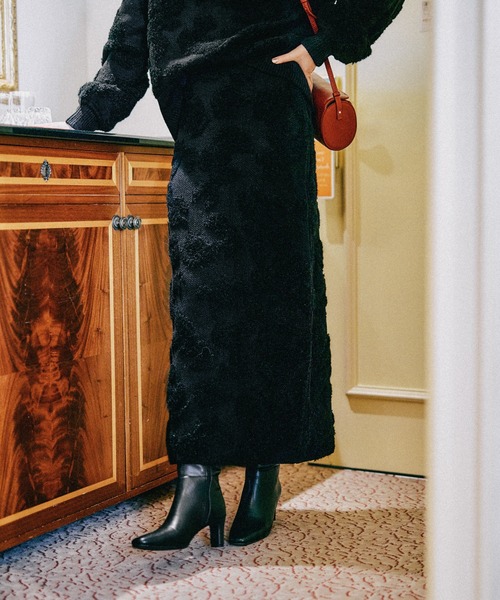 mysty woman(ミスティウーマン)の「アートフラワージャカードスカート 605430(スカート・レディース・アイボリー/ブラック/グリーン・FREE)」の2枚目の写真