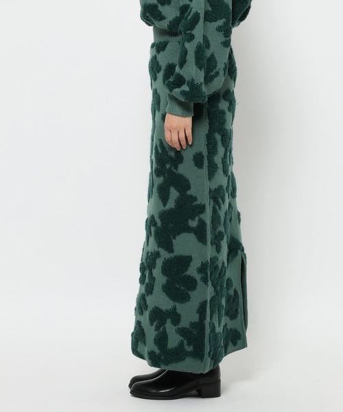 mysty woman(ミスティウーマン)の「アートフラワージャカードスカート 605430(スカート・レディース・アイボリー/ブラック/グリーン・FREE)」の9枚目の写真