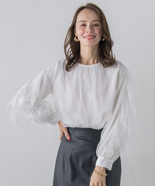 Viaggio Blu(ビアッジョブルー)の「チュールレイヤードブラウス≪洗濯機で洗える≫(シャツ/ブラウス・レディース・ブラック/ライトブルー/オフホワイト・M)」の2枚目の写真