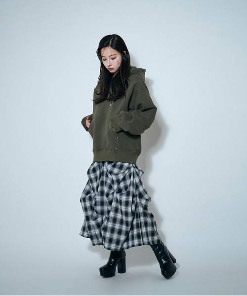 ANDGEEBEE（アンジービー）の「UNISEX 裏起毛パッチロゴパーカー（パーカー・レディース・ブルー/カーキ・FREE）」の5枚目の写真