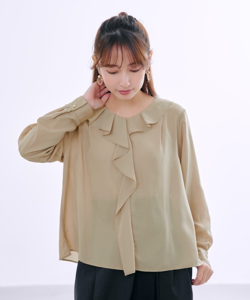 COHINA(コヒナ)の「ラッフルカラーデザインブラウス 【低身長・小柄女性】(シャツ/ブラウス・レディース・ホワイト/ベージュ・ONE SIZE)」の1枚目の写真