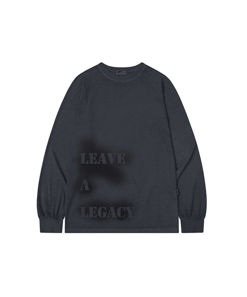 ESCAPEFROM（エスケープフロム）の「レガシープリントオーバーサイズピグメントロングスリーブ[3カラー]（Tシャツ/カットソー・レディース・ブルー/バーガンディー/ブラウン・MEDIUM）」の3枚目の写真