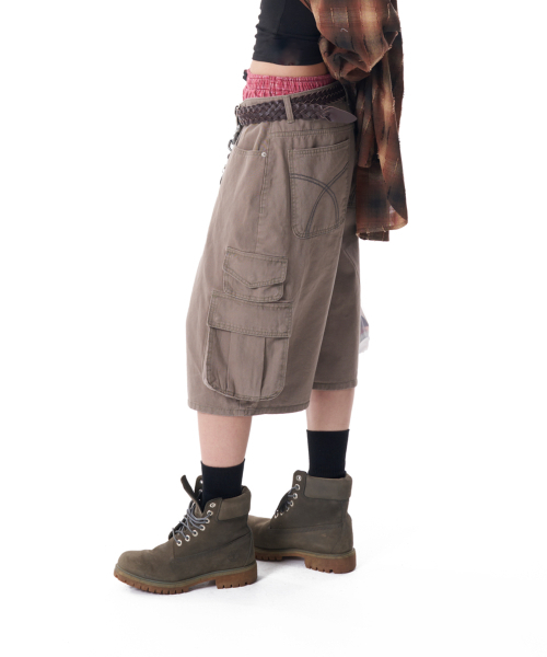 AAKAM(アーカム)の「Cotton Bermuda Cargo Pants (Beige)(その他パンツ・レディース・その他・1/2)」の2枚目の写真