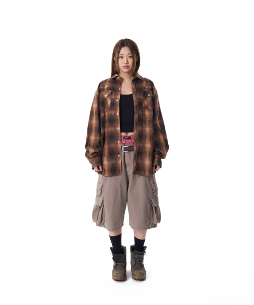 AAKAM(アーカム)の「Cotton Bermuda Cargo Pants (Beige)(その他パンツ・レディース・その他・1/2)」の3枚目の写真