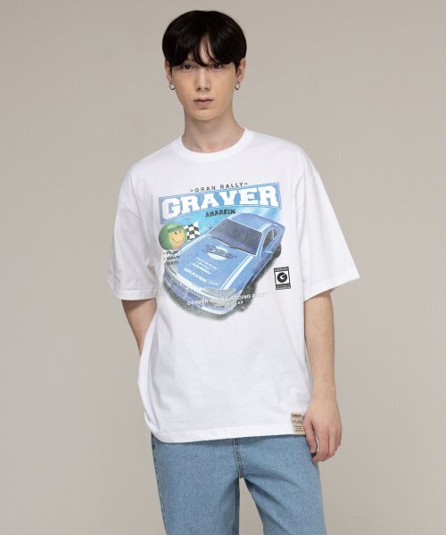 GRAVER（グレーバー）の「[UNISEX]ブルーレーシングスマイルバンファルティ_ホワイト（Tシャツ/カットソー・レディース・ホワイト・X-LARGE/SMALL/MEDIUM/LARGE）」の3枚目の写真