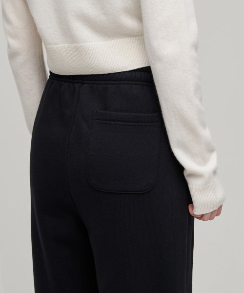 MUSINSA STANDARD WOMAN（ムシンサスタンダードウーマン）の「ウィメンズ起毛リラックスラウンジスウェットパンツ[ブラック]（スウェットパンツ・レディース・その他・SMALL/MEDIUM/LARGE/X-SMALL）」の6枚目の写真