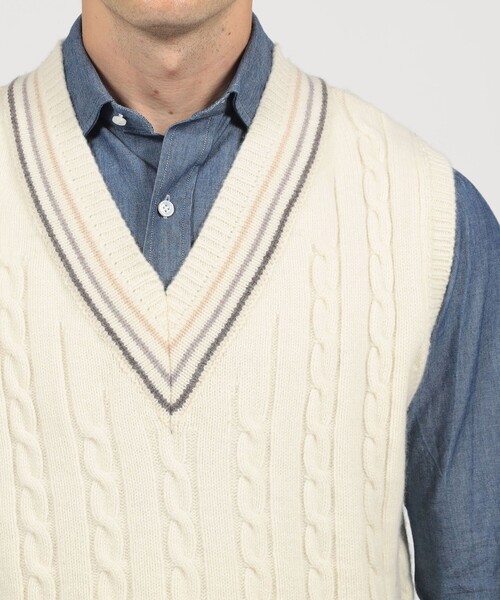 RICHMOND(リッチモンド)の「【別注】RICHMOND KNITWEAR ウールケーブル Vネックベスト(ニット/セーター・メンズ・ネイビー/イエロー/ホワイト・M/S)」の8枚目の写真