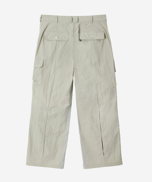 NODE LABS(ノードラボ)の「DEV:5 カットラインカーゴワイドパンツ_グレー(その他パンツ・レディース・グレー・SMALL/MEDIUM/LARGE)」の2枚目の写真