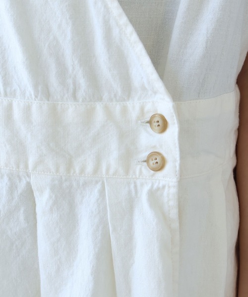 bulle de savon(ビュルデサボン)の「リネン/コットン ナチュラルトリプルワッシャー apron ワンピース(ワンピース・レディース・ホワイト/ブラック・FREE)」の16枚目の写真