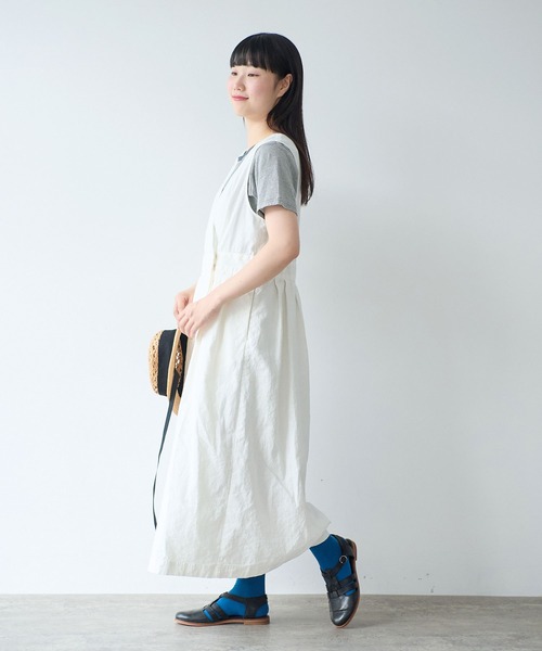 bulle de savon(ビュルデサボン)の「リネン/コットン ナチュラルトリプルワッシャー apron ワンピース(ワンピース・レディース・ホワイト/ブラック・FREE)」の5枚目の写真