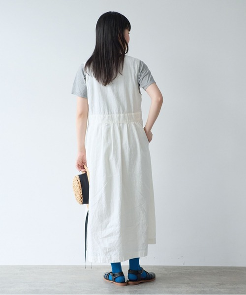bulle de savon(ビュルデサボン)の「リネン/コットン ナチュラルトリプルワッシャー apron ワンピース(ワンピース・レディース・ホワイト/ブラック・FREE)」の6枚目の写真