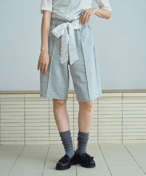merrylatte(メリーラテ)の「sweat lace half pants(スウェットパンツ・レディース・グレー・FREE)」の22枚目の写真