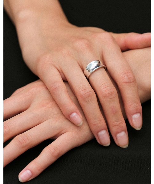 ANOTHERLAYER(アナザーレイヤー)の「Short Curved Ring (silver925)(リング・レディース・その他・17/15 /13/11/9/7/5)」の2枚目の写真
