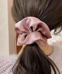 ONEP STAR（ワンピスター）の「サテン風ボリュームシュシュ（シュシュ）」