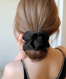 ONEP STAR（ワンピスター）の「サテン風ボリュームシュシュ（シュシュ）」