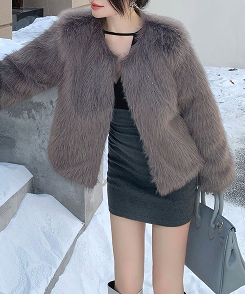 美品 完売 定価¥56,100 キヨコタカセ ノーカラー ファー コート セール】フェイクファーコート（ノーカラーコート）｜Kuroba（クロバ