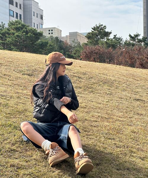 MIHEV(ミヘブ)の「クラシックスモールシンボルロングスリーブブラック(Tシャツ/カットソー・レディース・その他・MEDIUM/LARGE)」の7枚目の写真