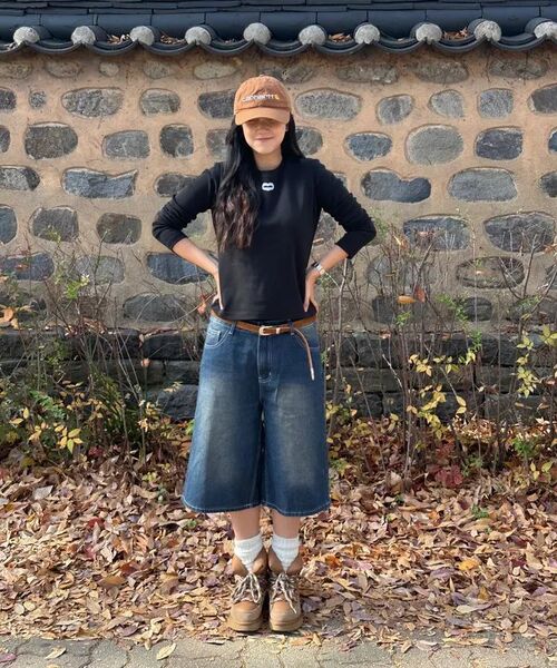 MIHEV(ミヘブ)の「クラシックスモールシンボルロングスリーブブラック(Tシャツ/カットソー・レディース・その他・MEDIUM/LARGE)」の8枚目の写真