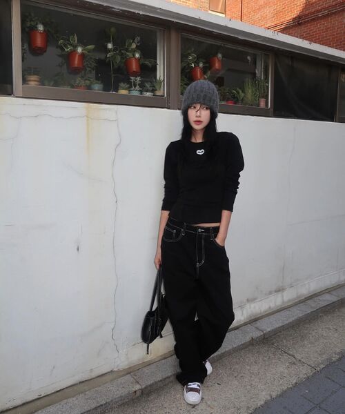 MIHEV(ミヘブ)の「クラシックスモールシンボルロングスリーブブラック(Tシャツ/カットソー・レディース・その他・MEDIUM/LARGE)」の10枚目の写真