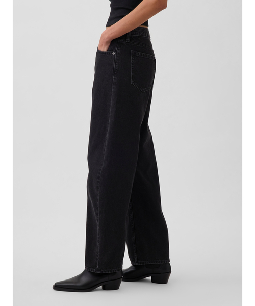 GAP(ギャップ)の「ローライズ バレルデニム ブラック(デニムパンツ・レディース・ブラック・23/24/25/26/27/28/29/30)」の6枚目の写真