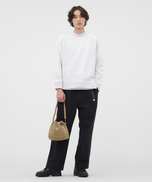 MHL.（エムエイチエル）の「SOFT COTTON LOOPBACK TOP（スウェット・メンズ・ネイビー/グレー系その他・LARGE/MEDIUM）」の5枚目の写真