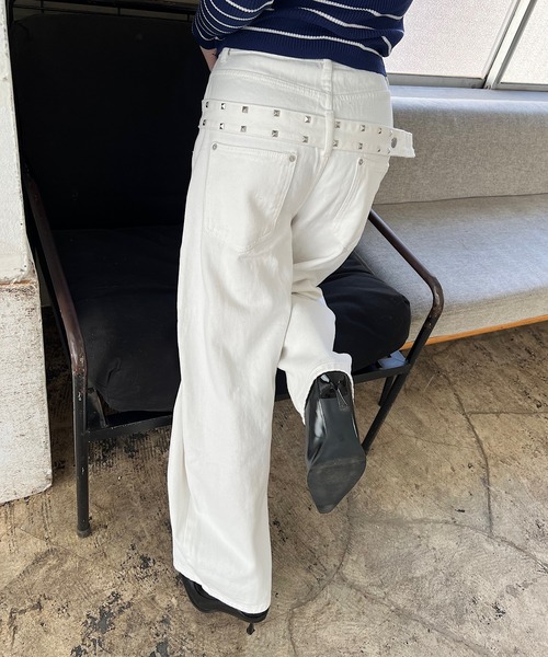 ROGER AND RAW(ロジャーアンドロウ)の「スタッズベルトカーブパンツ(その他パンツ・レディース・ホワイト/ブラック・FREE/LARGE)」の21枚目の写真