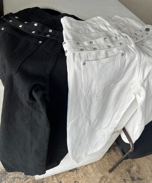 ROGER AND RAW(ロジャーアンドロウ)の「スタッズベルトカーブパンツ(その他パンツ・レディース・ホワイト/ブラック・FREE/LARGE)」の7枚目の写真