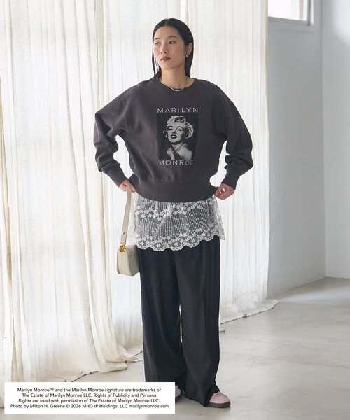 FREAK'S STORE(フリークスストア)の「マリリン・モンロー PHOTO PRINT SWEAT SHIRT/ マリリン・モンロー フォトプリント スウェット(スウェット・レディース・チャコール/ライトグレー・フリ-)」の4枚目の写真