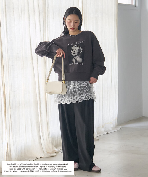 FREAK'S STORE(フリークスストア)の「マリリン・モンロー PHOTO PRINT SWEAT SHIRT/ マリリン・モンロー フォトプリント スウェット(スウェット・レディース・チャコール/ライトグレー・フリ-)」の5枚目の写真