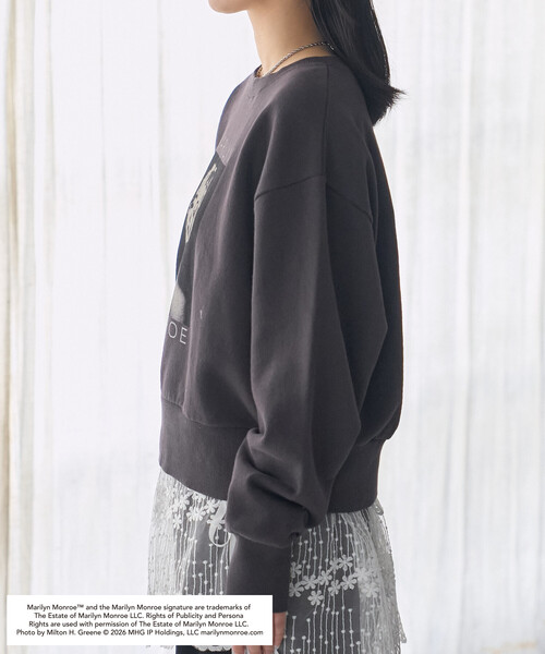 FREAK'S STORE(フリークスストア)の「マリリン・モンロー PHOTO PRINT SWEAT SHIRT/ マリリン・モンロー フォトプリント スウェット(スウェット・レディース・チャコール/ライトグレー・フリ-)」の14枚目の写真