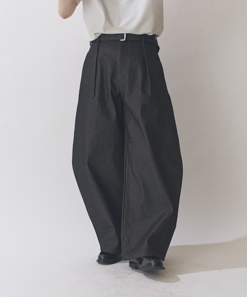 Lui's(ルイス)の「13.5ozリジット Balloon Curve デニムパンツ(デニムパンツ・メンズ・インディゴブルー/ブラック・S/M)」の7枚目の写真