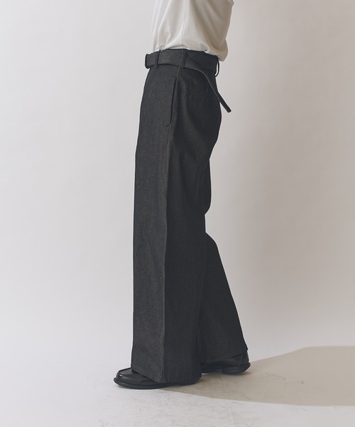 Lui's(ルイス)の「13.5ozリジット Balloon Curve デニムパンツ(デニムパンツ・メンズ・インディゴブルー/ブラック・S/M)」の8枚目の写真