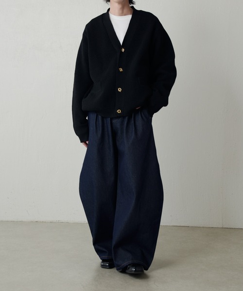 Lui's(ルイス)の「13.5ozリジット Balloon Curve デニムパンツ(デニムパンツ・メンズ・インディゴブルー/ブラック・S/M)」の5枚目の写真