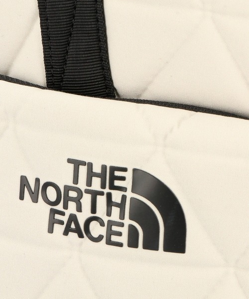 THE NORTH FACE(ザノースフェイス)の「THE NORTH FACE Geoface Tote ザ ノースフェイス ジオフェイストート(トートバッグ・メンズ・ブラック/アイボリー・FREE)」の8枚目の写真