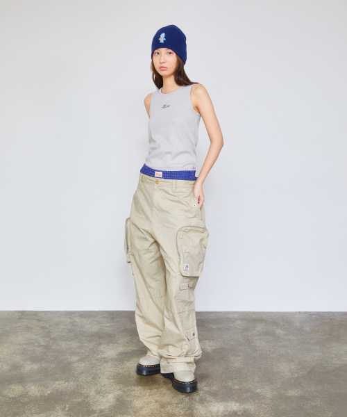 LMCの「PIGMENT DYED MULTI CARGO WIDE PANTS sand（その他パンツ・レディース・その他・S/M/L）」の3枚目の写真