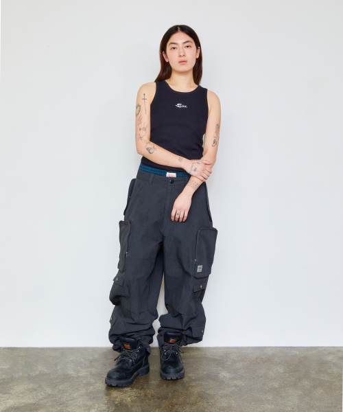 LMCの「PIGMENT DYED MULTI CARGO WIDE PANTS sand（その他パンツ・レディース・その他・S/M/L）」の6枚目の写真