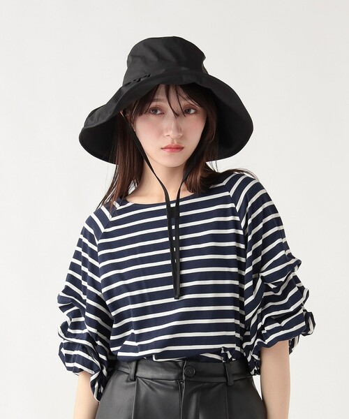 BEAMS HEART（ビームスハート）の「UVカット ギャザー つば広ハット（接触冷感・撥水）（ハット・レディース・ブラウン/オフホワイト/ブラック・ONE SIZE）」の2枚目の写真