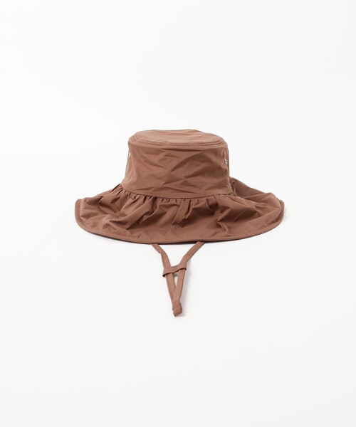 BEAMS HEART（ビームスハート）の「UVカット ギャザー つば広ハット（接触冷感・撥水）（ハット・レディース・ブラウン/オフホワイト/ブラック・ONE SIZE）」の13枚目の写真