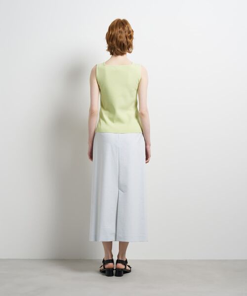 LANVIN en Bleu（ランバンオンブルー）の「スクエアネックノースリーブニット（ニット/セーター・レディース・グレー/ブラック/イエロー・38）」の6枚目の写真