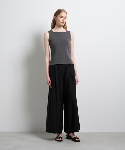 LANVIN en Bleu（ランバンオンブルー）の「スクエアネックノースリーブニット（ニット/セーター・レディース・グレー/ブラック/イエロー・38）」の12枚目の写真