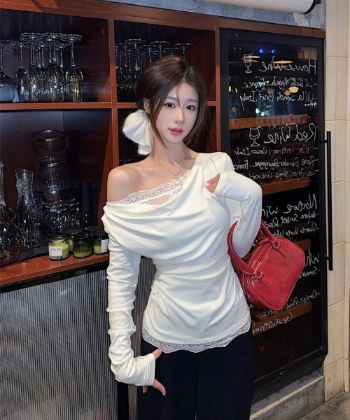 Ritzy(リッツィー)の「レースレイヤード風Vネックトップス(Tシャツ/カットソー・レディース・ホワイト・L/M)」の10枚目の写真