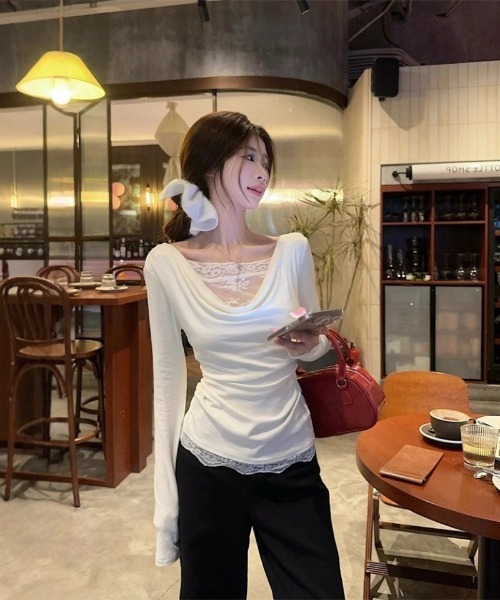 Ritzy(リッツィー)の「レースレイヤード風Vネックトップス(Tシャツ/カットソー・レディース・ホワイト・L/M)」の17枚目の写真