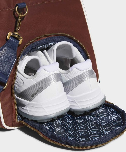 adidas（アディダス）の「オリジナルス ガーメント バッグ【adidas