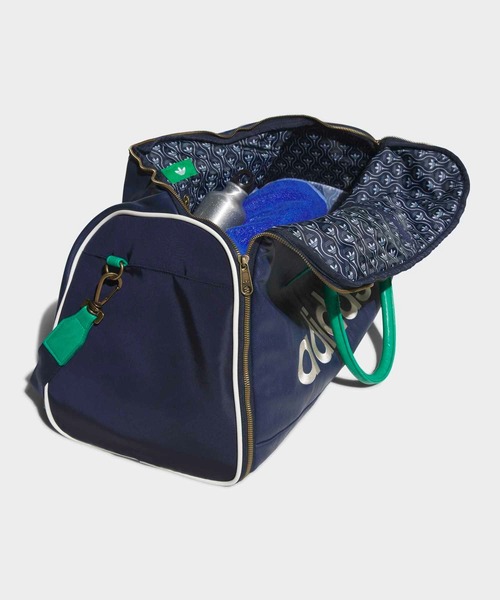 adidas（アディダス）の「オリジナルス ガーメント バッグ【adidas