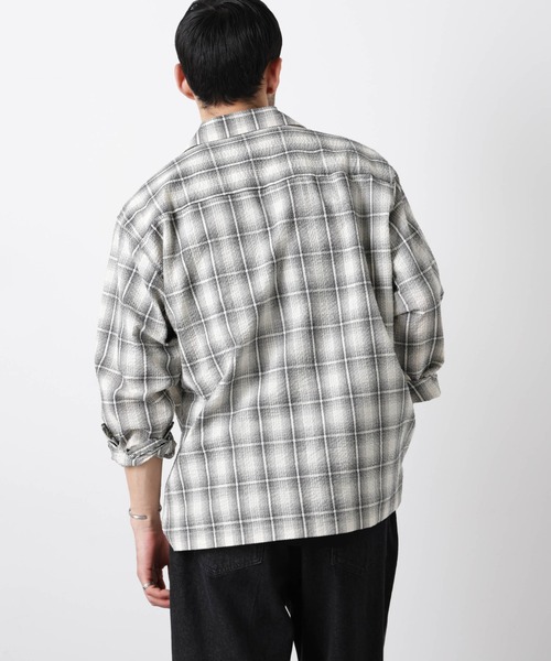 NANO universe(ナノユニバース)の「マイクロシアサッカーチェックシャツ(シャツ/ブラウス・メンズ・ブラック/ベージュ系その他・S/M/L)」の4枚目の写真