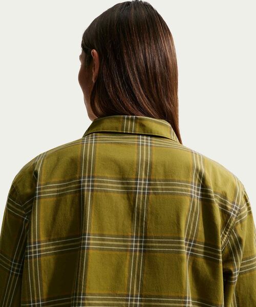 NIKE(ナイキ)の「ナイキ ライフ メンズ ロングスリーブ フランネル シャツ / Nike Life Men's Long-Sleeve Flannel Shirt IF1046-368 Olive Flak(シャツ/ブラウス・メンズ・オリーブ・2XL/L/M/S/XL)」の2枚目の写真