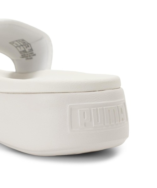 PUMA(プーマ)の「PUMA プーマ 厚底サンダル プラットフォーム スライド UM 407407(サンダル・レディース・ブラック/ホワイト・25.0cm/24.0cm/23.0cm)」の7枚目の写真