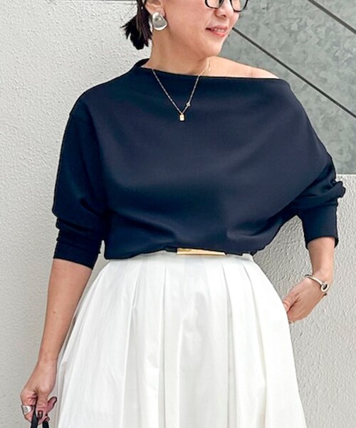 NOLLEY’S Sophi(ノーリーズソフィ)の「《セットアップ対応》ウォッシャブルボートネックライトダンボールプルオーバー(Tシャツ/カットソー・レディース・ブラック/ホワイト/ベージュ・38)」の1枚目の写真