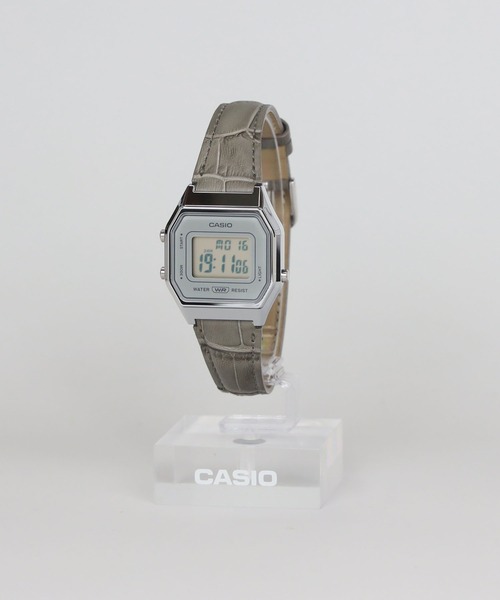 CASIO（カシオ）の「CASIO CLASSIC / LA680WEL-8A2JF（デジタル腕時計・レディース・グレー・FREE）」の4枚目の写真